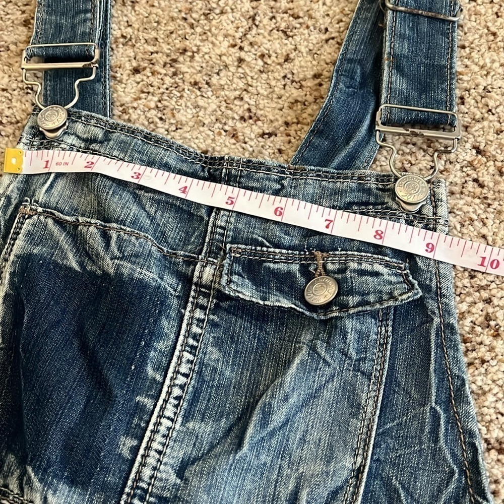 harmony and havoc distressed light wash denim overalls - Picture 15 of 16